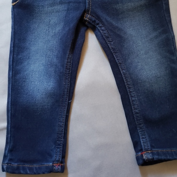 Clothes - Picture 3 of 3